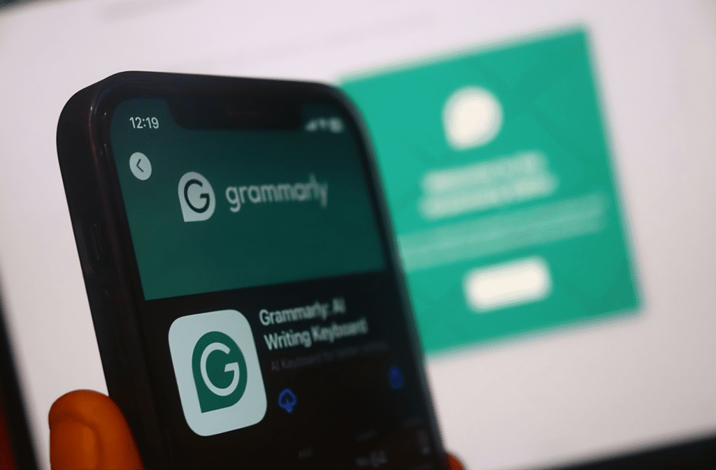 grammarly vs chatgpt